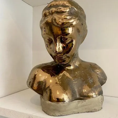 Proche Centre Ville, 4 Etoiles Avec Piscine